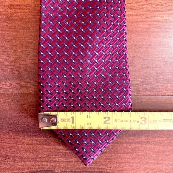 CALVIN KLEIN Burgundy Silk Slim Contemporary Necktie - Picture 7 of 7